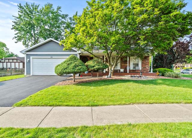 Property at 620 W 58th St, Westmont, IL 60559, 3 beds, 2.5 baths