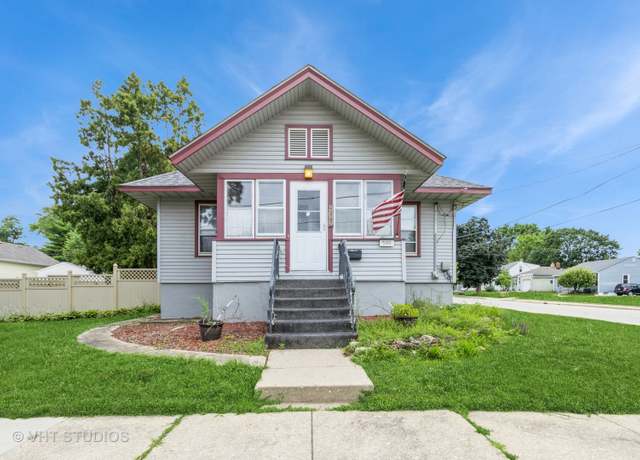 Property at 500 Gertrude St, Elgin, IL 60123, 3 beds, 2 baths