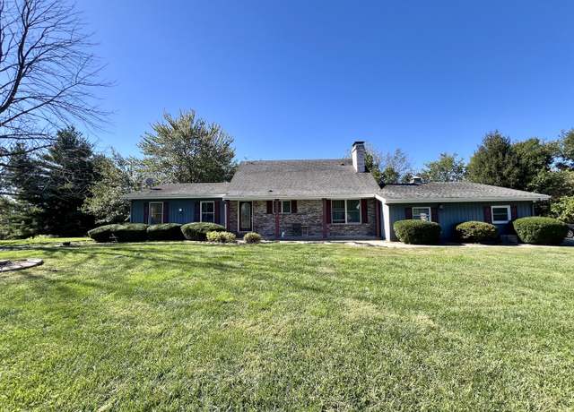 Property at 29 Homestead Dr, Newton, IL 62448, 6 beds, 3 baths