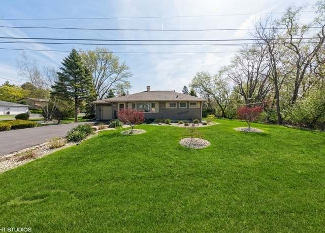 Property at 635 N Greenleaf St, Gurnee, IL 60031, 3 beds, 1 bath