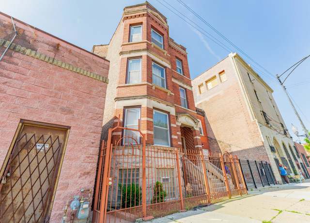Property at 3605 W Cermak Rd, Chicago, IL 60623, 10 beds, 4 baths