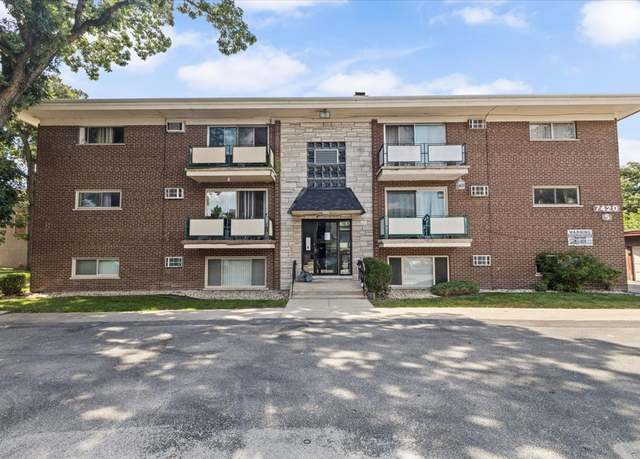 Property at 7420 W 111th St #501, Worth, IL 60482, 1 bed, 1 bath