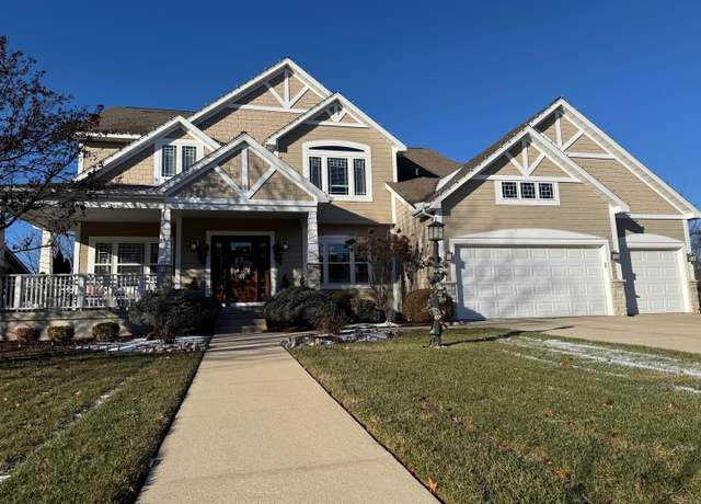 Property at 4707 Chestnut Grove Dr, Champaign, IL 61822, 5 beds, 4.5 baths