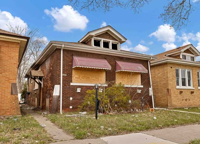 Property at 7932 S Kenwood Ave, Chicago, IL 60619, 3 beds, 1 bath