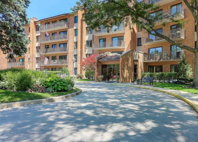 Property at 601 Lake Hinsdale Dr #411, Willowbrook, IL 60527, 2 beds, 2 baths