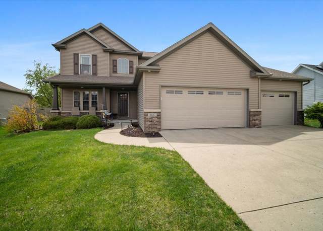 Property at 2321 Corrigan Way, Normal, IL 61761, 4 beds, 3.5 baths