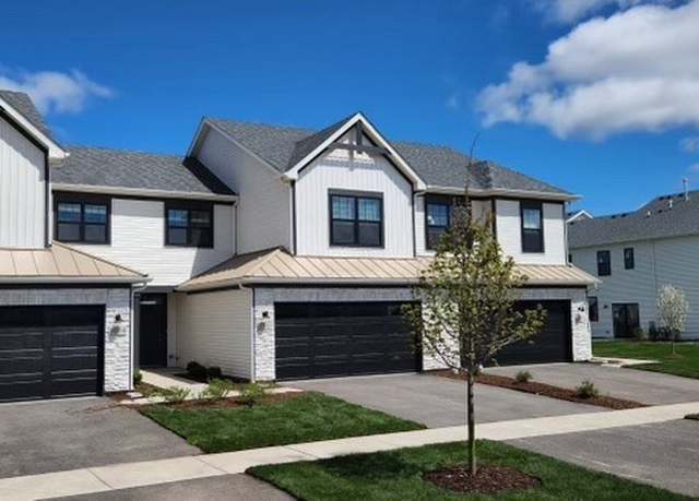 Property at 1002 Bristol Ct, Gilberts, IL 60136, 2 beds, 2.5 baths
