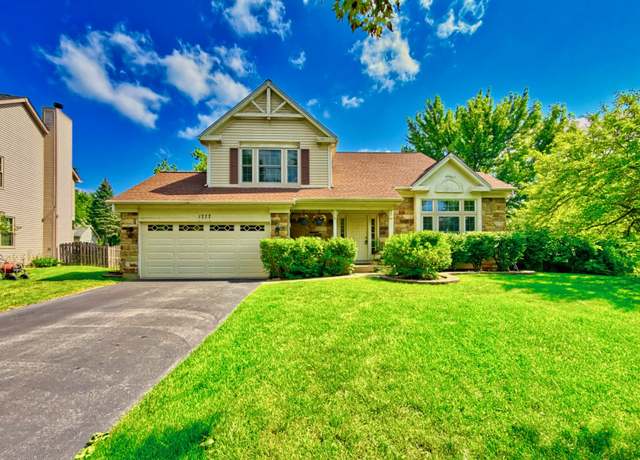 Property at 1777 Ashford Ln, Crystal Lake, IL 60014, 3 beds, 2.5 baths