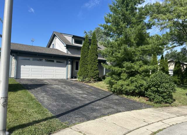 Property at 118 Davis Ct, Bolingbrook, IL 60440, 3 beds, 2 baths