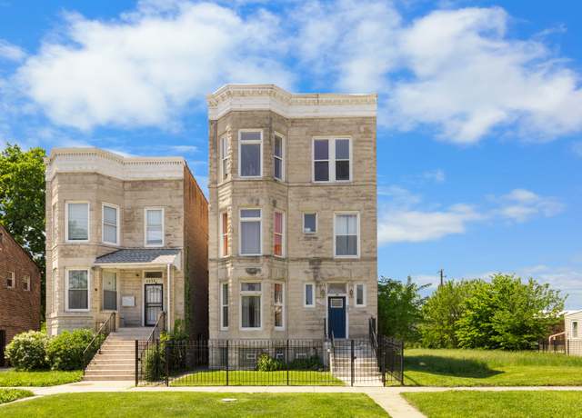 Property at 5330 S Wabash Ave, Chicago, IL 60615, 12 beds, 5 baths