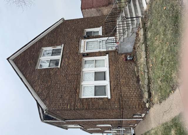 Property at 125 W 114th St, Chicago, IL 60628, 3 beds, 3 baths