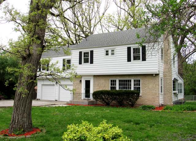 Property at 12617 S 74th Ave, Palos Heights, IL 60463, 4 beds, 2.5 baths