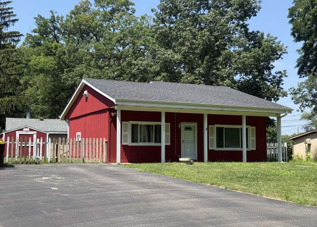 Property at 1006 Totem Trl, Mchenry, IL 60051, 2 beds, 1 bath
