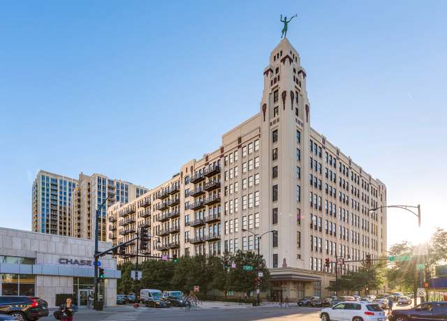 Property at 758 N Larrabee St #620, Chicago, IL 60654, 2 beds, 2 baths