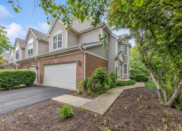 Property at 6173 Dixon Dr, Lisle, IL 60532, 2 beds, 3.5 baths