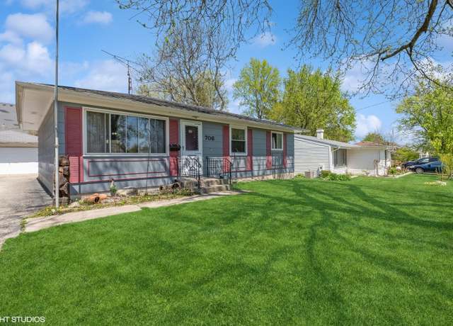 Property at 706 University St, Harvard, IL 60033, 3 beds, 1 bath