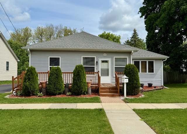 Property at 431 Edward St, Sycamore, IL 60178, 3 beds, 1 bath