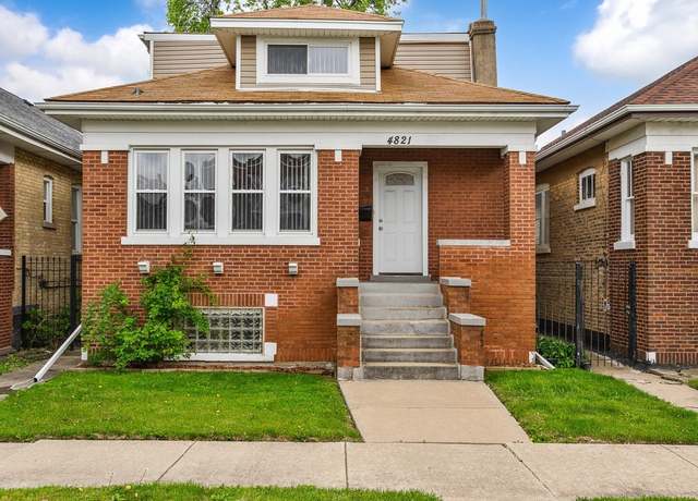 Property at 4821 W Crystal St, Chicago, IL 60651, 5 beds, 3.5 baths