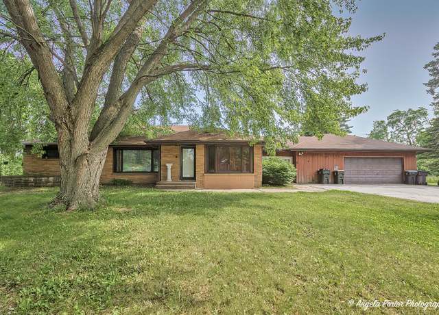 Property at 12977 W 9th St, Zion, IL 60099, 3 beds, 2 baths