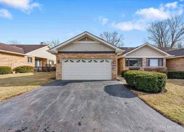 Property at 104 Villa Way, Bloomingdale, IL 60108, 3 beds, 2.5 baths