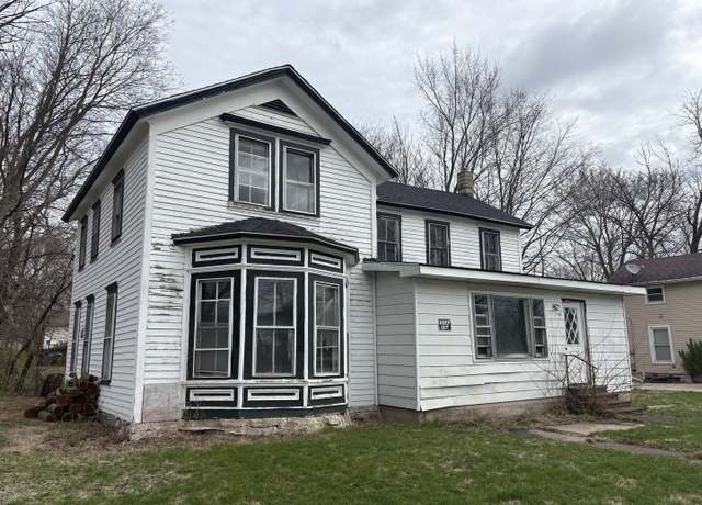 Property at 110 E Waupansie St, Dwight, IL 60420