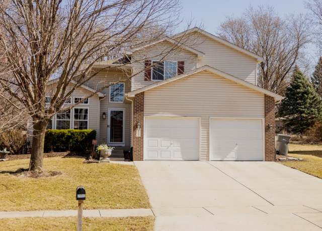 Property at 24502 Lakewoods Ln, Shorewood, IL 60404, 6 beds, 3.5 baths