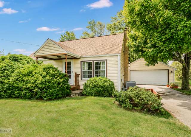 Property at 908 E Main St, Newark, IL 60541, 2 beds, 1.5 baths