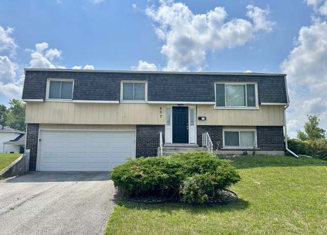Property at 607 Sullivan Ln, University Park, IL 60484, 3 beds, 2 baths