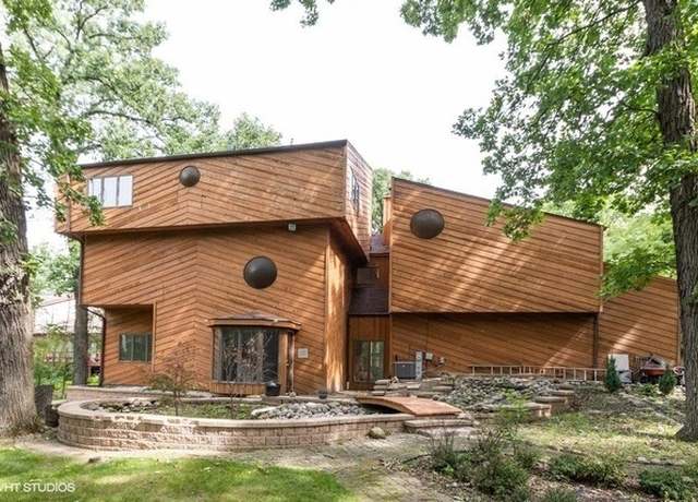 Property at 42 Danube Way, Olympia Fields, IL 60461, 5 beds, 3.5 baths