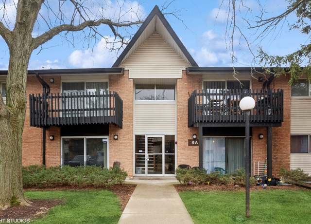 Property at 9A Kingery Quarter Dr #202, Willowbrook, IL 60527, 3 beds, 2 baths