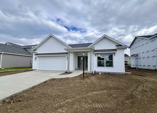 Property at 3811 Boulder Ridge Dr, Champaign, IL 61822, 3 beds, 2 baths