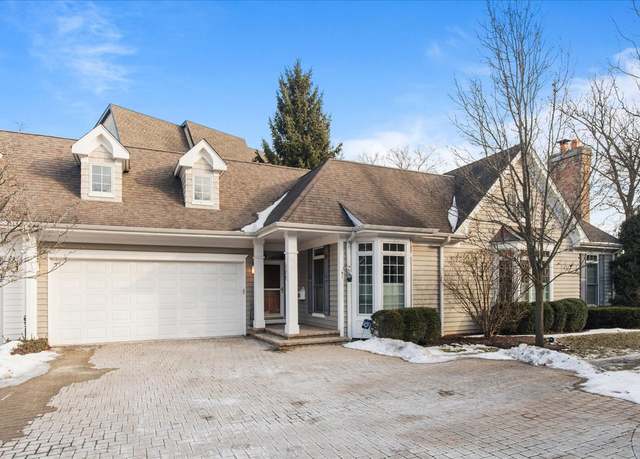 Property at 572 Vine Ave, Highland Park, IL 60035, 4 beds, 3.5 baths