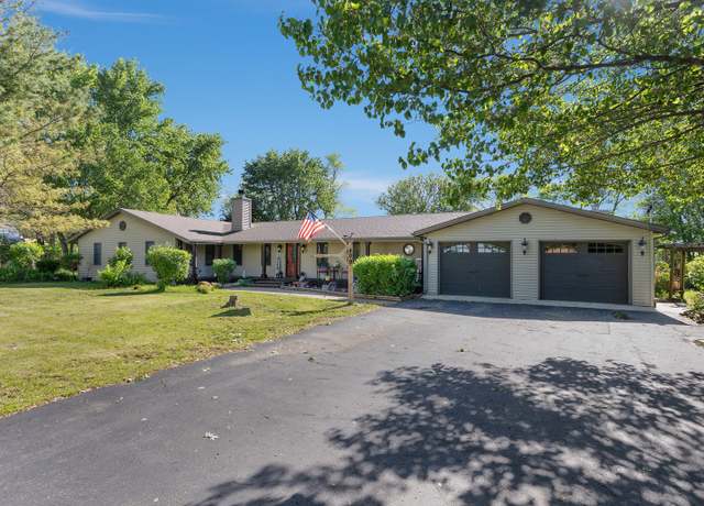 Property at 409 S Mitchell St, Braceville, IL 60407, 6 beds, 2.5 baths