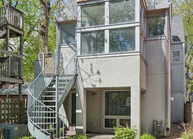 Property at 1534 W Henderson St, Chicago, IL 60657, 3 beds, 3.5 baths