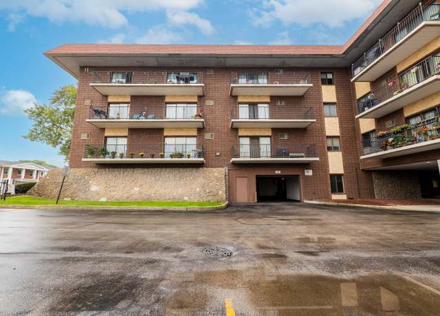 Property at 9540 Mayfield Ave Unit 312S, Oak Lawn, IL 60453, 1 bed, 1 bath