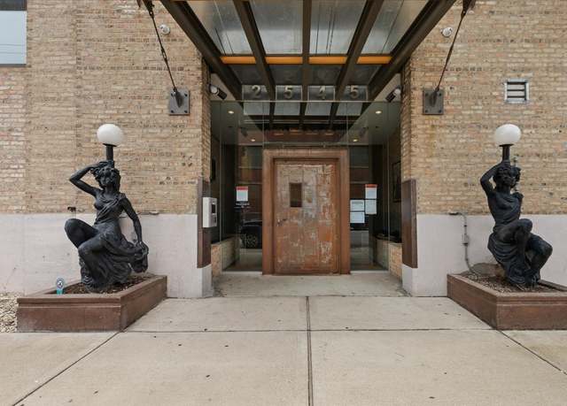 Property at 2545 S Dearborn St #508, Chicago, IL 60616, 2 beds, 1 bath