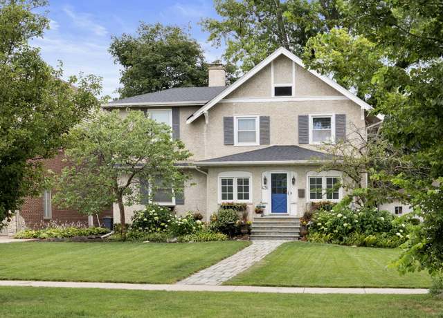 Property at 438 S Hill Ave, Elmhurst, IL 60126, 5 beds, 2.5 baths