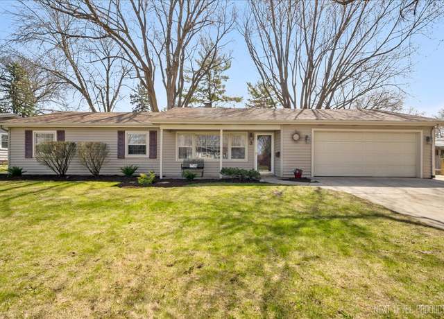 Property at 3 Candlewick Ct, North Aurora, IL 60542, 3 beds, 1.5 baths