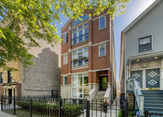 Property at 3047 N Racine Ave #3, Chicago, IL 60657, 2 beds, 2 baths