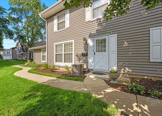 Property at 1414 Woodcutter Ln Unit B, Wheaton, IL 60189, 2 beds, 1.5 baths