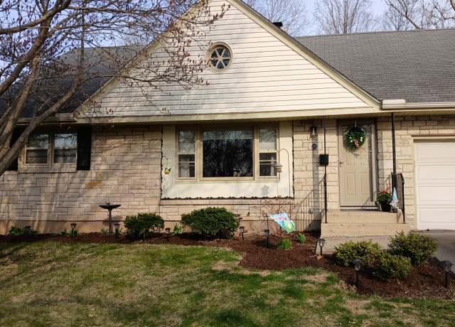Property at 321 S Vale Ave, Rockford, IL 61108, 2 beds, 1 bath