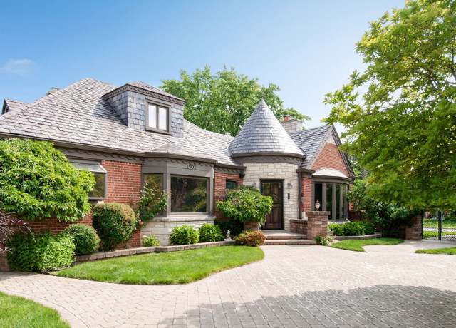 Property at 1902 N 77th Ct, Elmwood Park, IL 60707, 4 beds, 3.5 baths