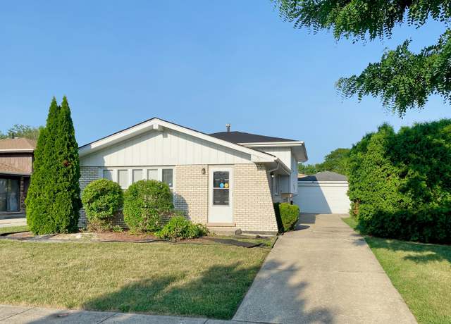 Property at 20073 Park Ave, Lynwood, IL 60411, 3 beds, 3 baths