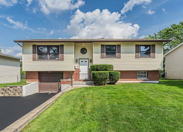 Property at 6887 Meadowbrook Ln, Hanover Park, IL 60133, 4 beds, 1.5 baths