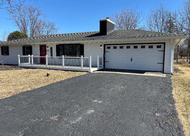 Property at 210 Roberts Rd, New Lenox, IL 60451, 4 beds, 2.5 baths