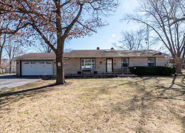 Property at 10113 W Center St, Beach Park, IL 60087, 3 beds, 2.5 baths