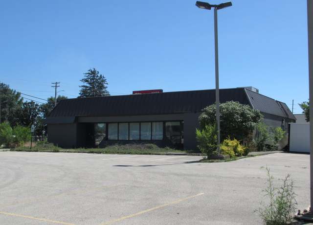 Property at 901 E Southline Rd, Tuscola, IL 61953