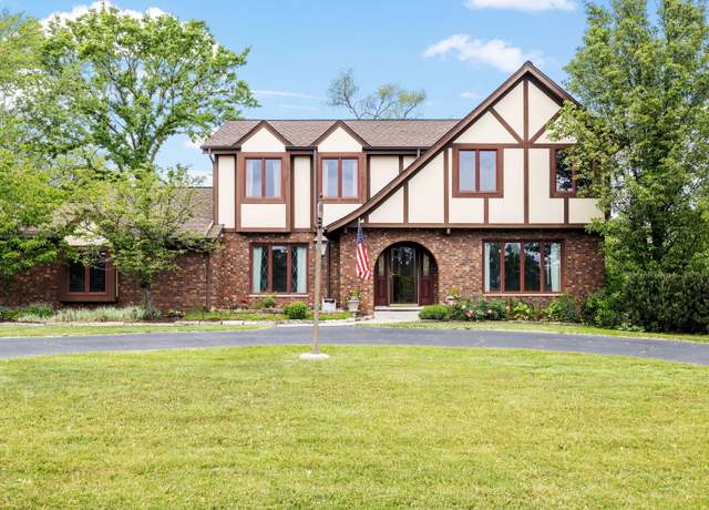 Property at 60 Romiga Ln, Palos Park, IL 60464, 4 beds, 3.5 baths