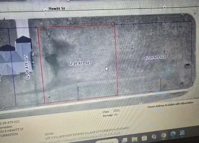 Property at 701 Hewitt St, Forreston, IL 61030