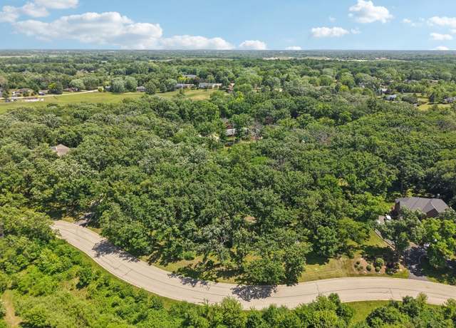 Property at 1701 Mason Corte Dr, Lakemoor, IL 60051